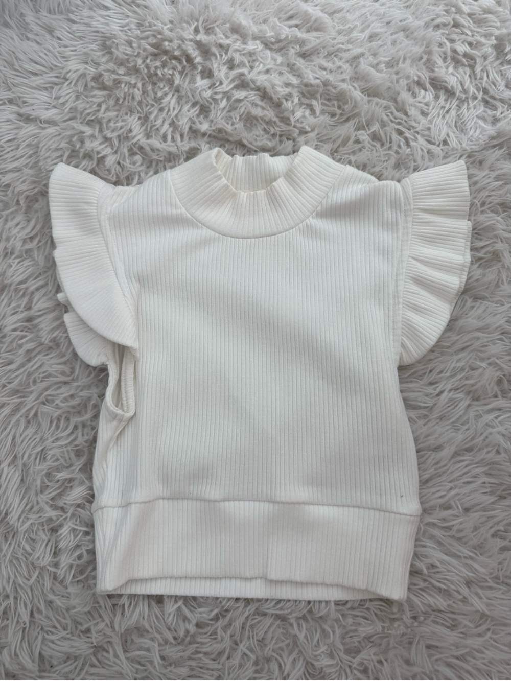 vestique Cream Ribbed Flutter-Sleeve Mock Neck Top